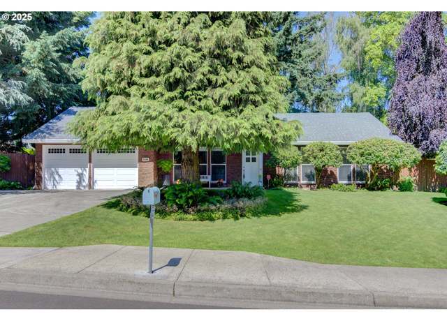 Property at 11100 NE 5th Ave, Vancouver, WA 98685, 3 beds, 2 baths