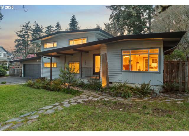 Property at 152 4th St, Lake Oswego, OR 97034, 4 beds, 3 baths