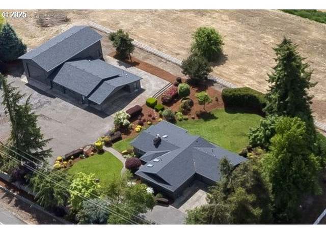 Property at 9060 S Highway 211, Canby, OR 97013, 4 beds, 3 baths