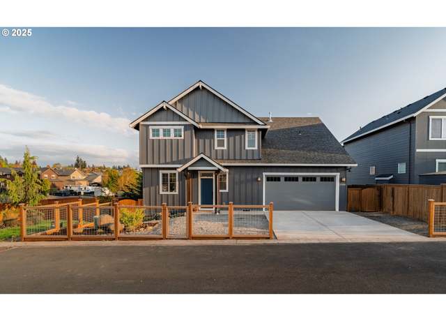 Property at 37029 Olson St, Sandy, OR 97055, 5 beds, 3 baths