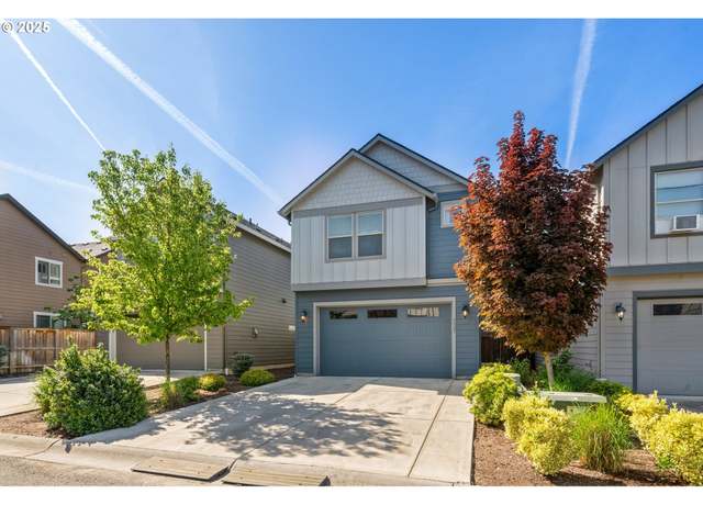 Property at 5721 NE 59th Cir, Vancouver, WA 98661, 3 beds, 2.5 baths