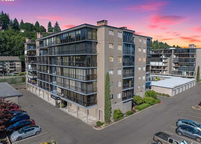 Property at 5535 E Evergreen Blvd #7302, Vancouver, WA 98661, 2 beds, 2 baths