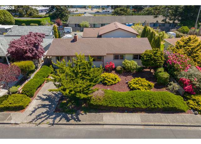 Property at 1088 Nopal St, Florence, OR 97439, 3 beds, 1 bath