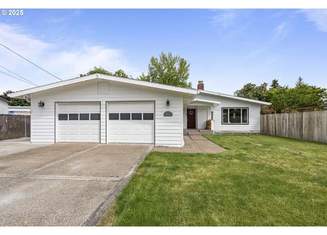 Property at 10275 SW Winter Ln, Beaverton, OR 97008, 3 beds, 2.5 baths