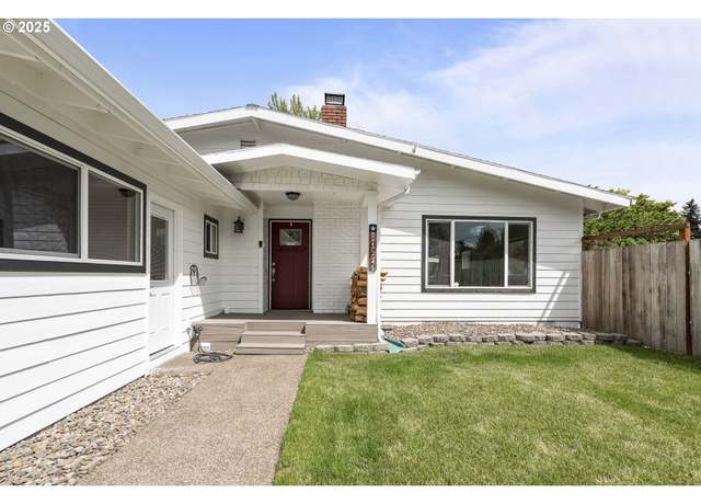 Property at 10275 SW Winter Ln, Beaverton, OR 97008, 3 beds, 2.5 baths