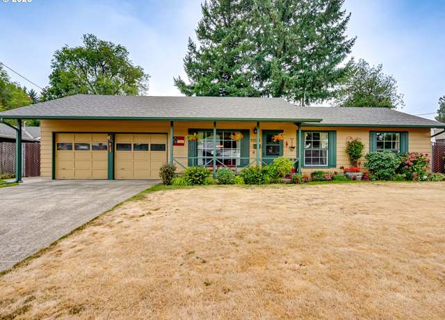 Property at 11224 NE Thompson St, Portland, OR 97220, 3 beds, 2 baths