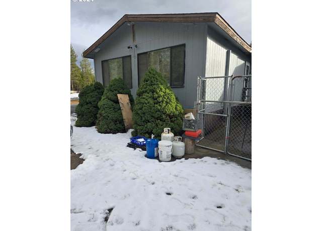 Property at 123420 Cruikshank Dr, Crescent Lake, OR 97733, 3 beds, 2 baths