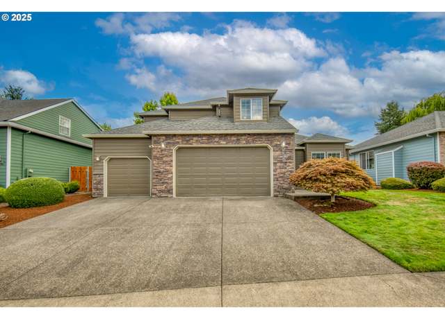 Property at 16182 SE Goosehollow Dr, Damascus, OR 97089, 3 beds, 2.5 baths