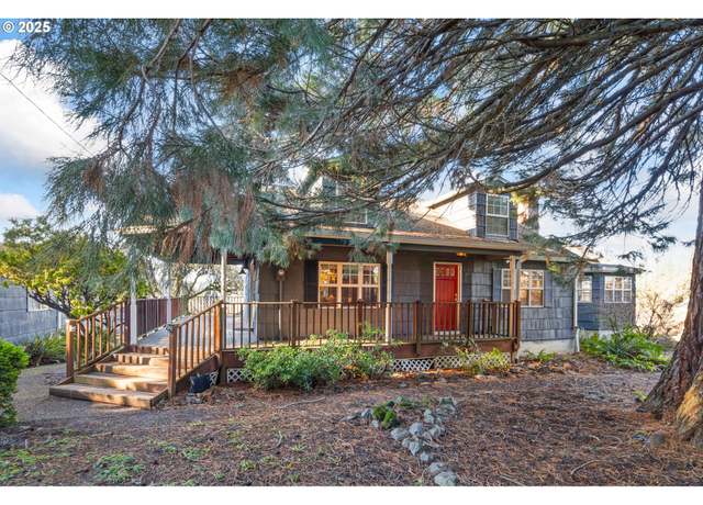 Property at 8301 SE 190th Dr, Gresham, OR 97080, 3 beds, 2 baths