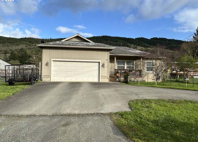 Property at 1102 Cook St, Myrtle Creek, OR 97457, 3 beds, 2 baths