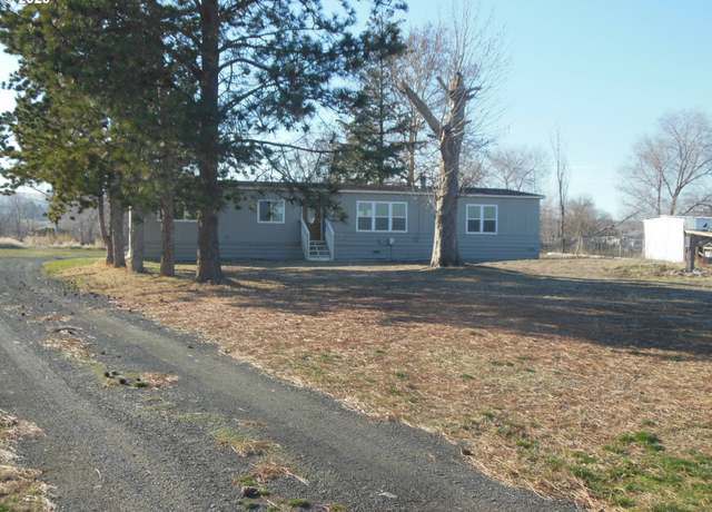 Property at 221905 E 528 Pr SE, Kennewick, WA 99337, 3 beds, 2 baths