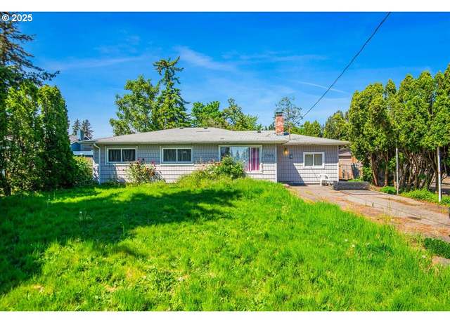 Property at 17925 SE Pine St, Gresham, OR 97233, 3 beds, 1 bath