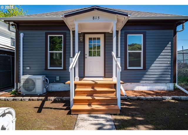 Property at 815 SE Flint St, Roseburg, OR 97470, 3 beds, 2 baths