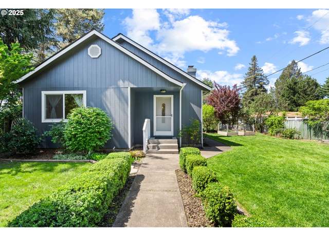 Property at 110 W 5th St, Newberg, OR 97132, 3 beds, 2 baths