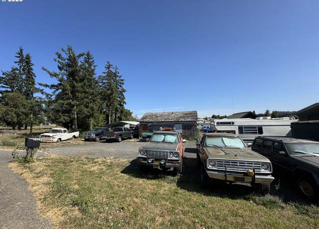 Property at 3925 SE Spicer Dr, Albany, OR 97322, 2 beds, 1 bath