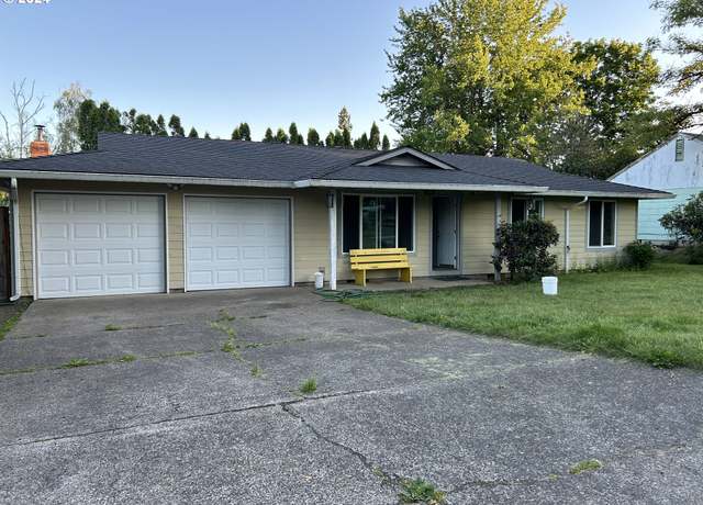 Property at 450 NE 22nd St, Gresham, OR 97030, 3 beds, 1 bath