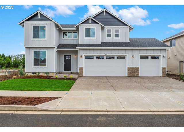 Property at 831 E Wilson St, Carlton, OR 97111, 4 beds, 3 baths