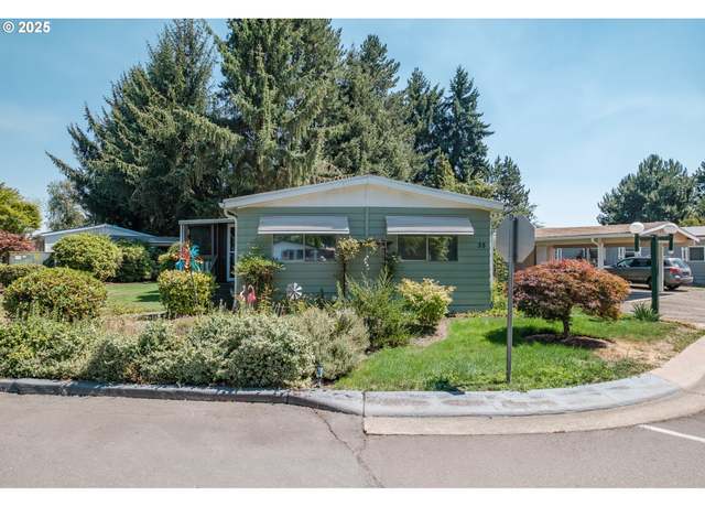 Property at 5050 Columbus St SE #35, Albany, OR 97322, 3 beds, 2 baths