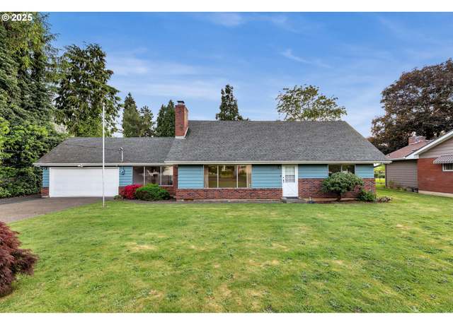 Property at 7214 NW Overlook Dr, Vancouver, WA 98665, 4 beds, 2 baths