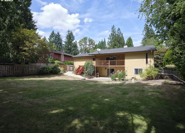 Property at 2111 NW 115th St, Vancouver, WA 98685, 4 beds, 2 baths