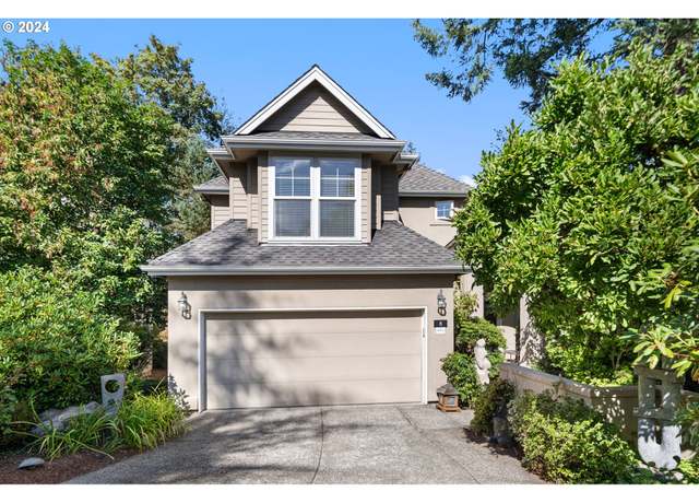 Property at 8 Morningview Cir, Lake Oswego, OR 97035, 3 beds, 2.5 baths