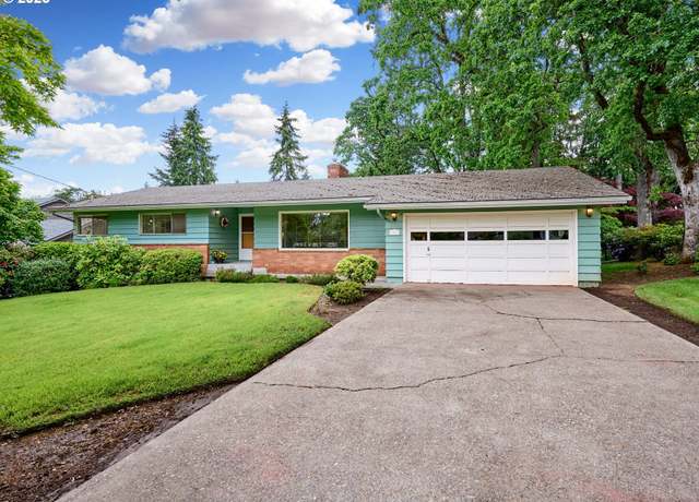 Property at 201 S Center St, Silverton, OR 97381, 6 beds, 3 baths
