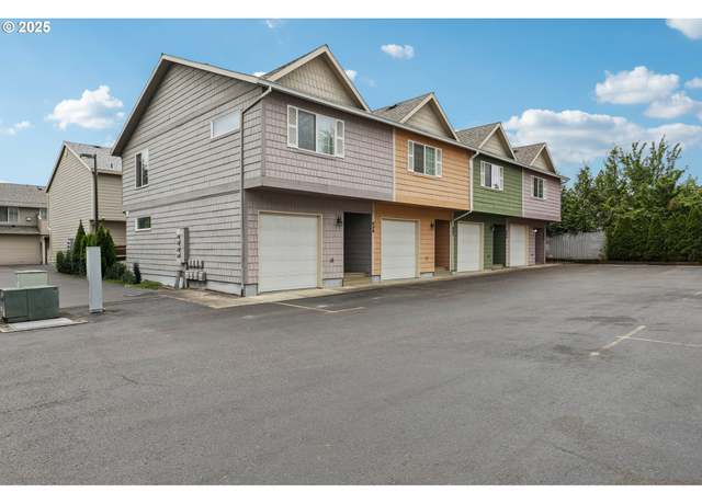 Property at 433 Harris Ln, Oregon City, OR 97045, 2 beds, 2 baths