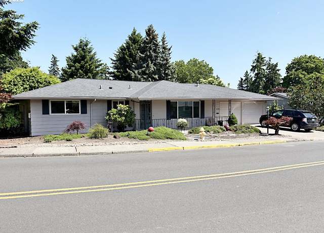 Property at 16310 SW King Charles Ave, King City, OR 97224, 2 beds, 2 baths