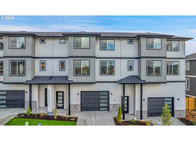Property at 3674 SW Sandlewood Ln, Gresham, OR 97080, 3 beds, 2.5 baths