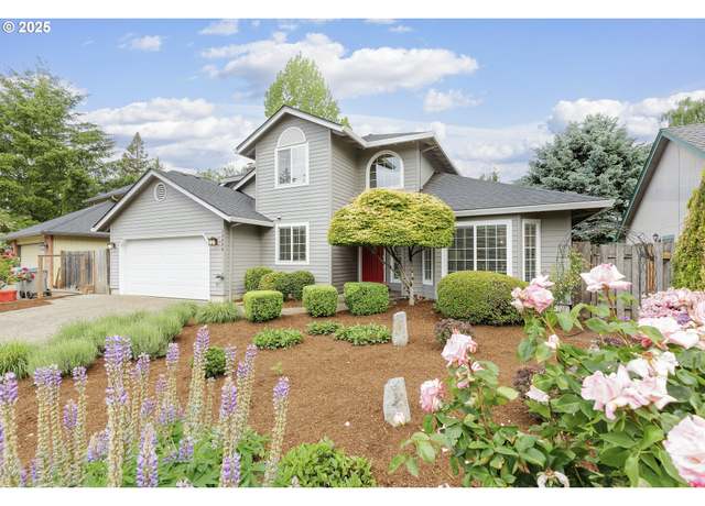 Property at 10605 SW Tualatin Dr, Portland, OR 97224, 4 beds, 2.5 baths