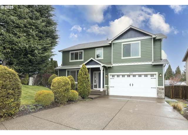 Property at 927 Alina Ave, Salem, OR 97306, 4 beds, 2.5 baths