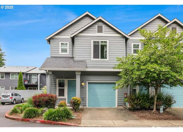 Property at 810 E 9th St Unit E18, Newberg, OR 97132, 3 beds, 2.5 baths