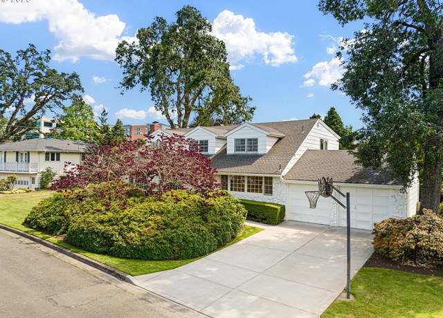 Property at 2160 Oakmont Way, Eugene, OR 97401, 4 beds, 2.5 baths