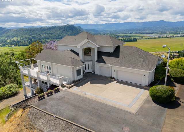 Property at 2948 NW Stacie Ct, Roseburg, OR 97471, 3 beds, 3 baths