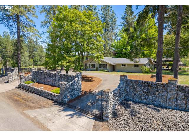 Property at 87313 Chinquapin Loop, Veneta, OR 97487, 4 beds, 3 baths