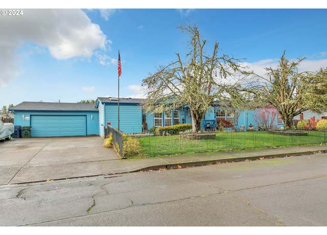 Property at 1238 S 58th St, Springfield, OR 97478, 3 beds, 2 baths