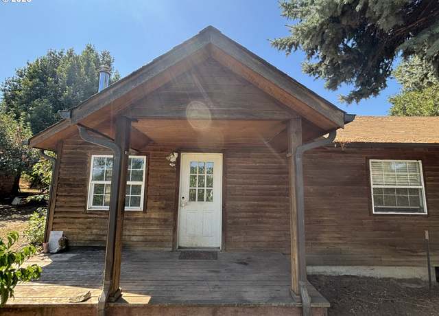 Property at 1931 Sleepy Hollow Loop, Grants Pass, OR 97527, 3 beds, 2.5 baths