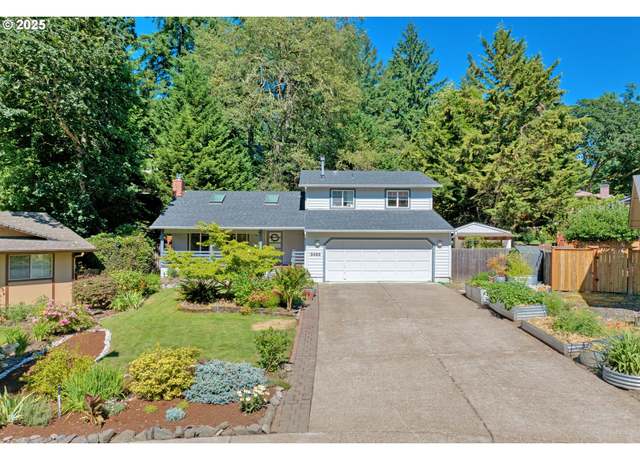 Property at 3463 Breezewood Ave, Eugene, OR 97405, 4 beds, 3.5 baths