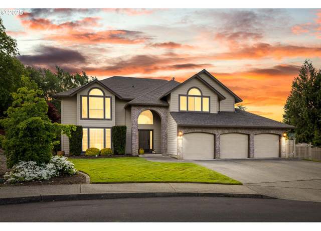 Property at 13606 NW 45th Ct, Vancouver, WA 98685, 4 beds, 2.5 baths
