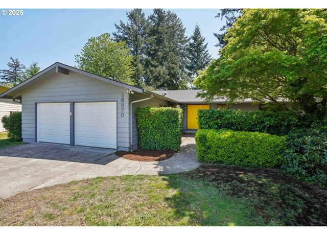 Property at 16870 NE Hoyt St, Portland, OR 97230, 3 beds, 2 baths