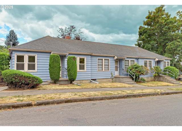 Property at 3224 SE Francis St, Portland, OR 97202, 4 beds, 3 baths