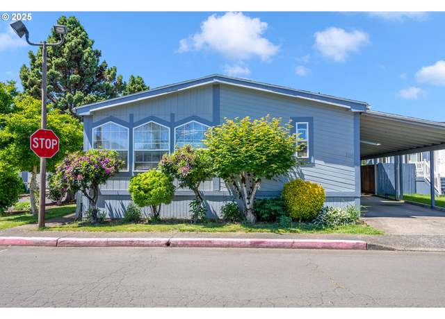 Property at 1949 SE Palmquist Rd #118, Gresham, OR 97080, 3 beds, 2 baths