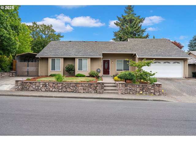 Property at 4935 NW Kahneeta Ct, Portland, OR 97229, 4 beds, 2 baths