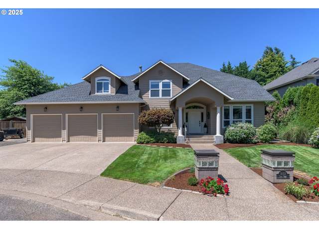 Property at 3133 Saint Croix St, Eugene, OR 97408, 5 beds, 3 baths