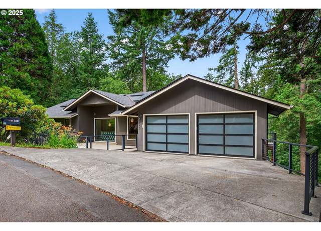 Property at 5007 SW Humphrey Park Rd, Portland, OR 97221, 4 beds, 4 baths
