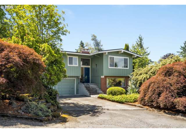 Property at 9135 SW 36th Ave, Portland, OR 97219, 3 beds, 2 baths