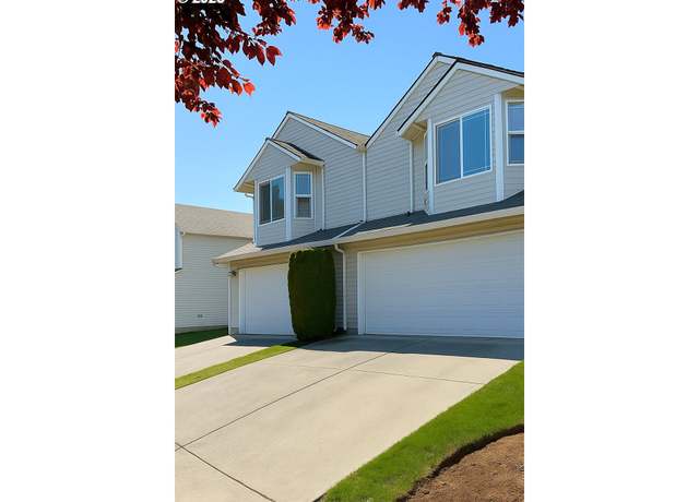 Property at 11528 NE 32nd St, Vancouver, WA 98682, 3 beds, 2.5 baths