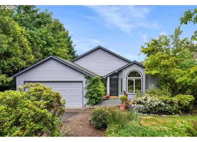 Property at 2910 SW Miles St, Portland, OR 97219, 3 beds, 2 baths