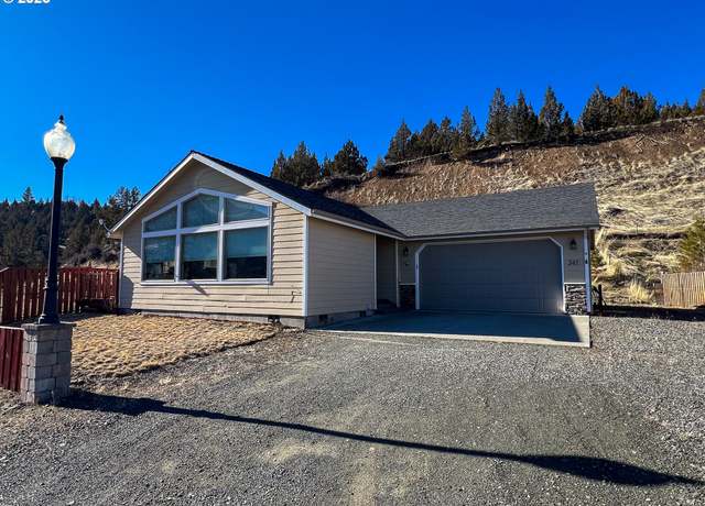 Property at 241 Elkview Dr, Canyon City, OR 97820, 3 beds, 2 baths