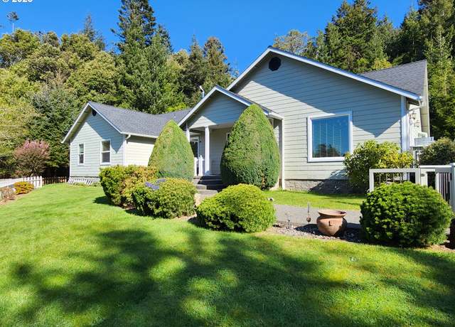 Property at 94342 Gauntlett St, Gold Beach, OR 97444, 4 beds, 2 baths